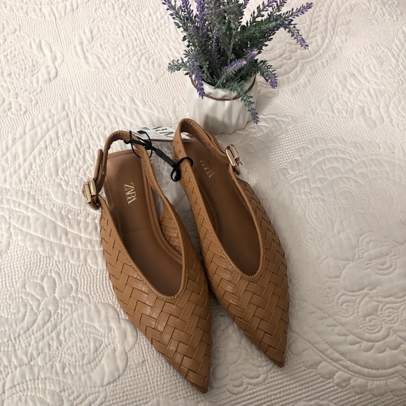 NWT Zara Tan Pointed Toe Woven Buckle Ankle Strap Slingback Flats - Picture 3 of 11